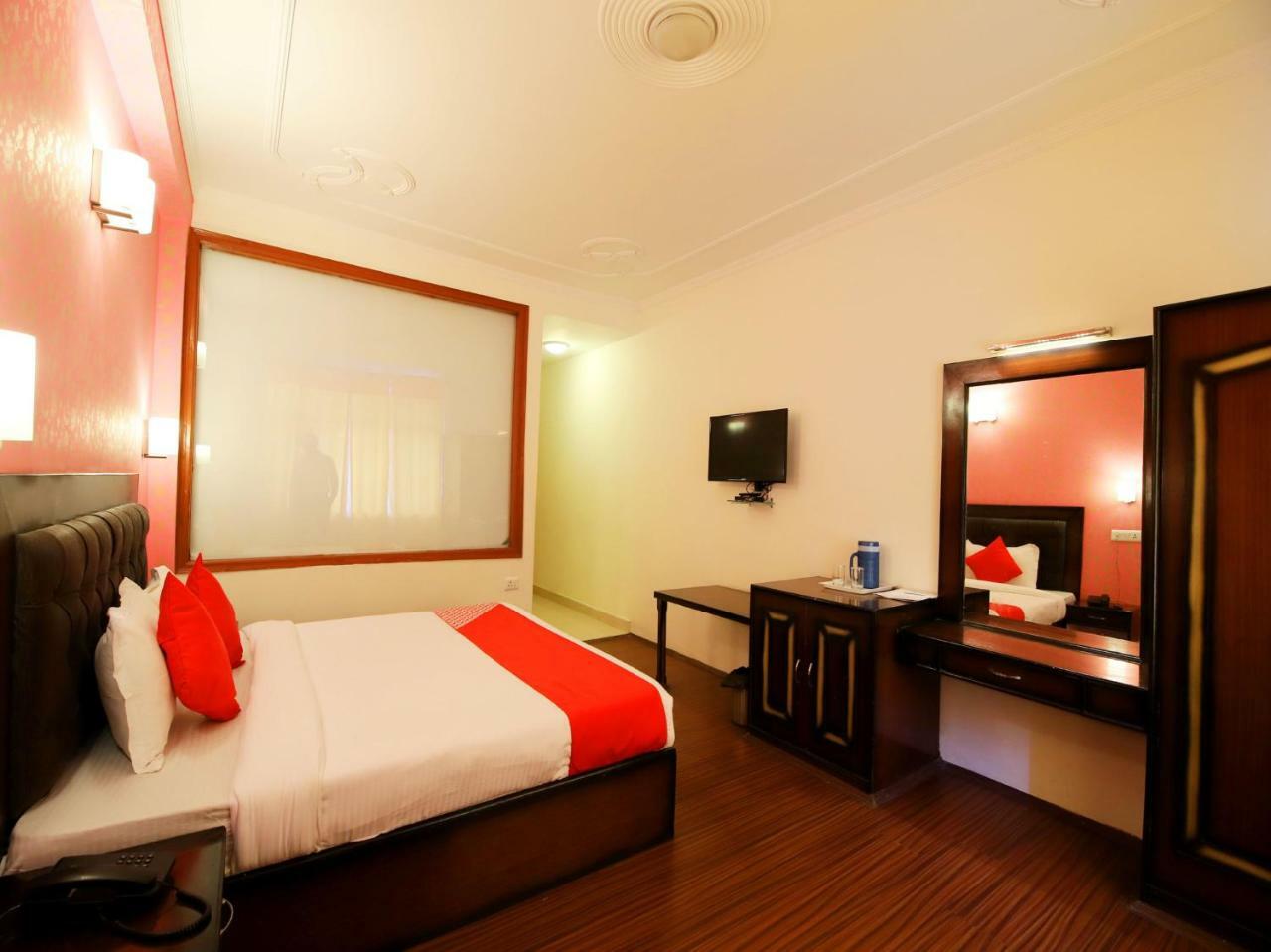 Oyo 3146 Six Season Regency Hotel Jagatsukh Luaran gambar