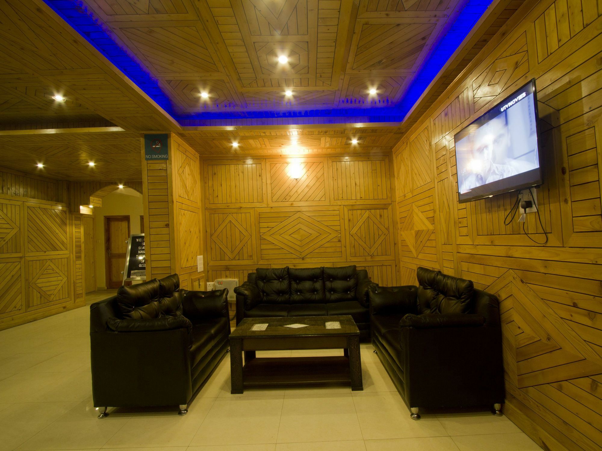 Oyo 3146 Six Season Regency Hotel Jagatsukh Luaran gambar
